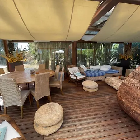 Serena, Con Piscina, Giardino, Vicino Al Mare La Torraccia