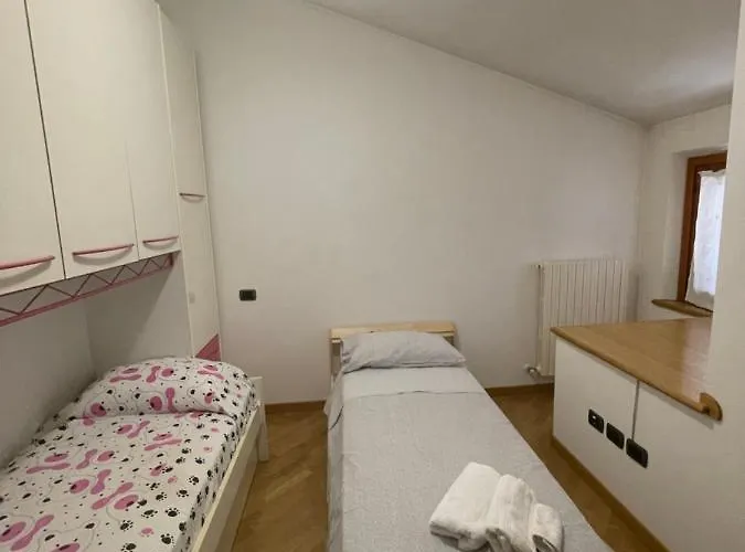 Serena, Con Piscina, Giardino, Vicino Al Mare Βίλα